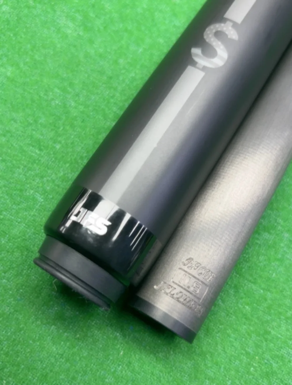 J FLOWERS 58Inch Earl Stricker Carbon Fiber Billiard Pool Cue Stick 11.8mm(Used,Not New)