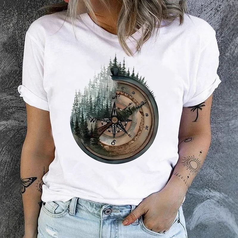Best-selling skull mermaid print creative streetwear casual short-sleeved T-shirt for women, made of summer polyester fabric.