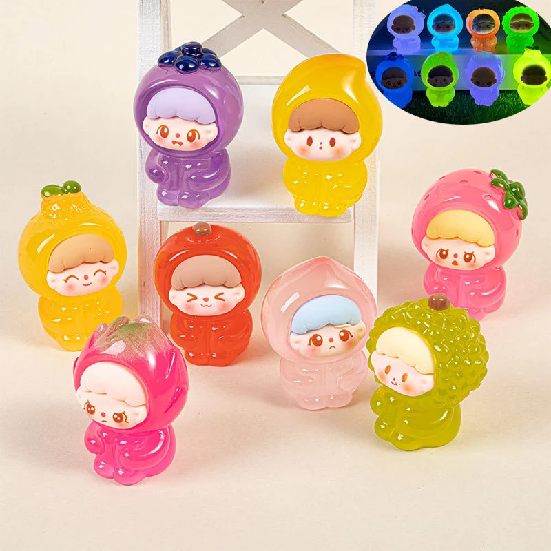 Random 1 Pcs Cute Cartoon Fruit Glow-in-the-dark Resin Model Ornament Creative Desktop Decoration DIY Jewellery