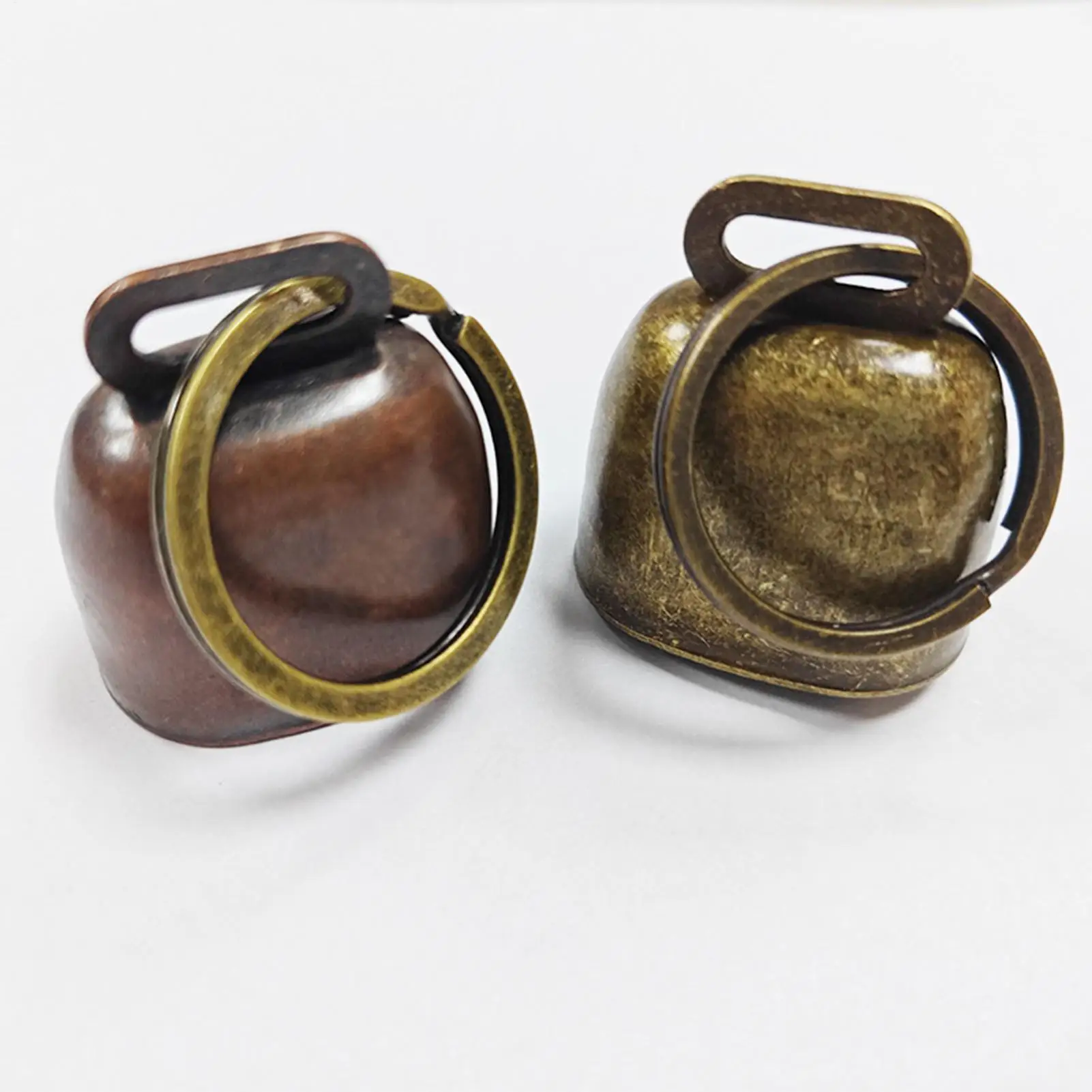 Bear Bell إنذار أمان للمشي لمسافات طويلة في الهواء الطلق مع حلقة عالية جرس تحذير نحاسي عتيق لحقيبة الظهر للتخييم، معدات النجاة في حالات الطوارئ