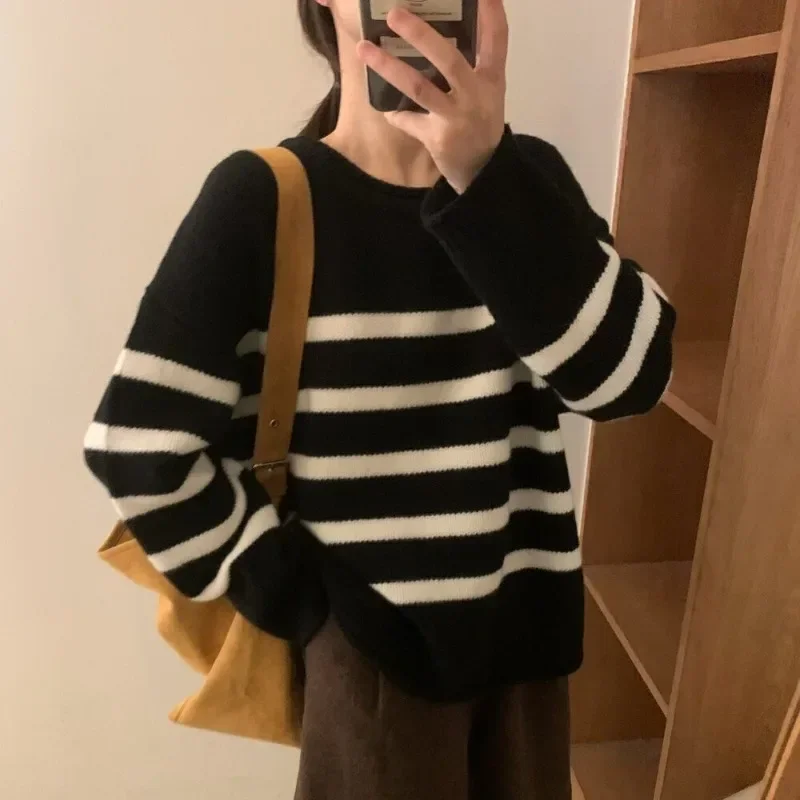 Korean Winter Stripe Sweater Women Streetwear Loose Pullover Jumper Tops Harajuku Female Long Sleeve Knit Sweaters Y2k Clothing