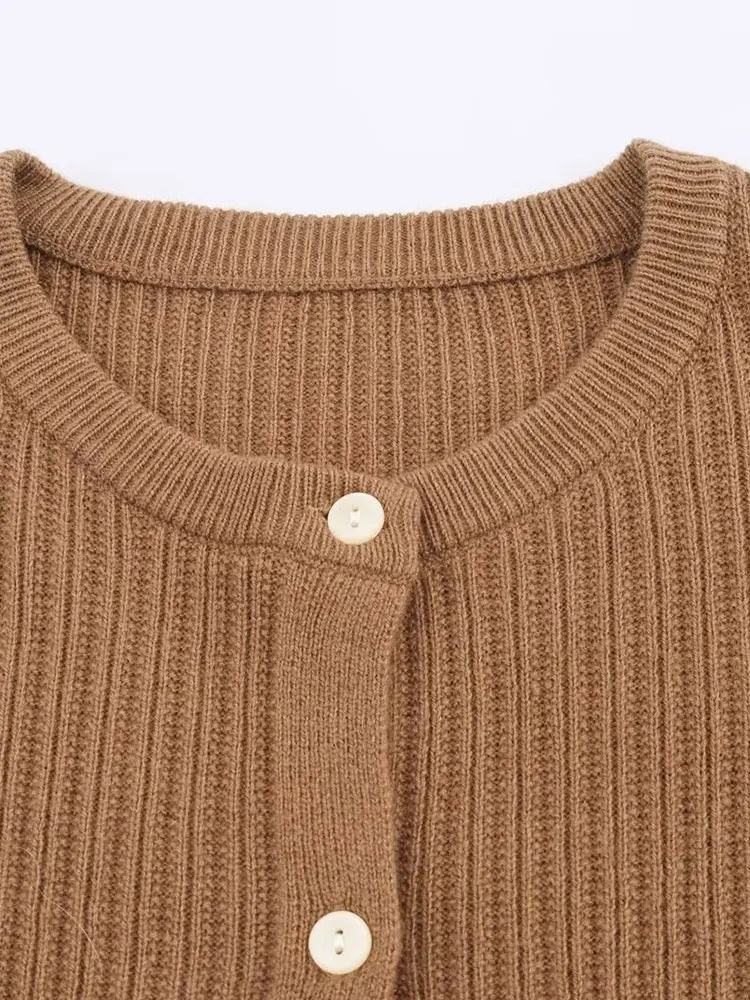 NLZGMSJ سترة نسائية كلاسيكية أنيقة غير رسمية برقبة دائرية واحدة الصدر وأكمام طويلة سترات محبوكة موضة خريف 2025