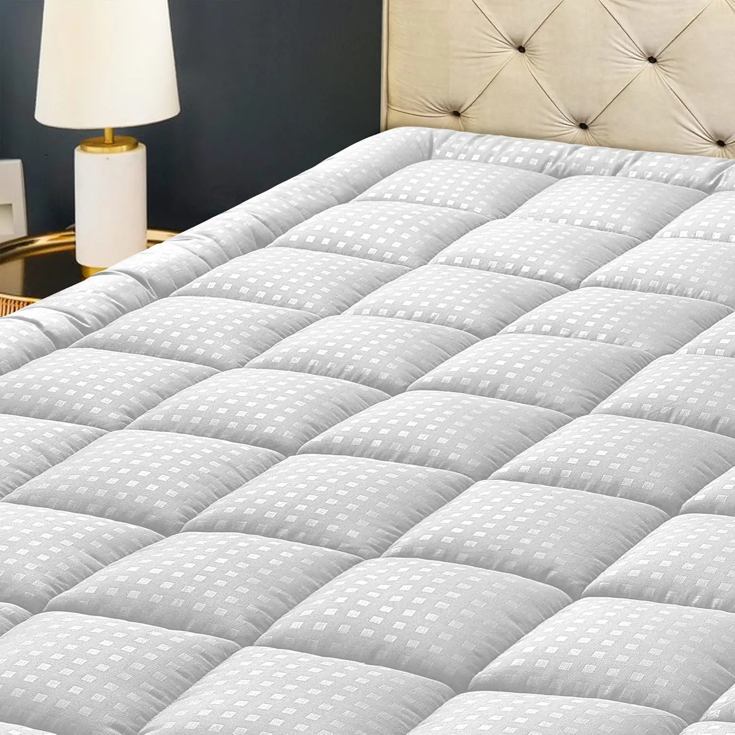 

King Mattress Pad Quilted Fitted Mattress Protector Top Mattress Cover Breathable Fluffy Soft Mattress Topper With 8-21"" Deep
