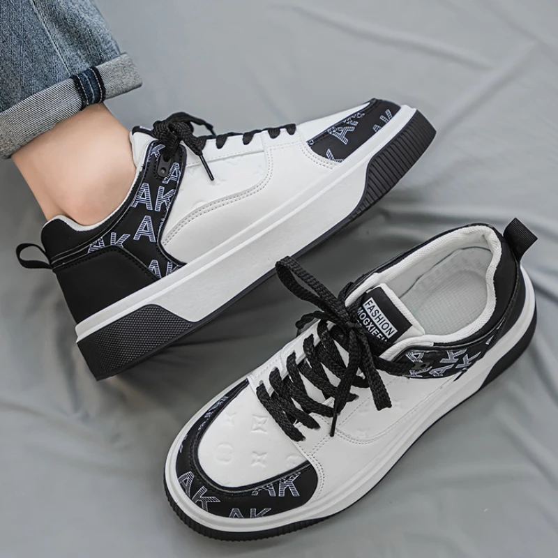 

Best-selling All-season Versatile Men's Sport Casual Shoe with Two-tone Soft Sole Anti-slip Low Top Round Toe Lace-up