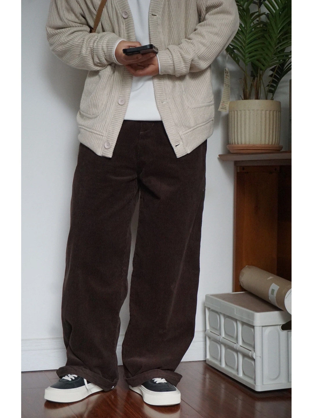 

East Well Autumn Vintage Wide Leg Corduroy Pants Men Loose American Heavy Du Workwear Straight Leg Long Trousers