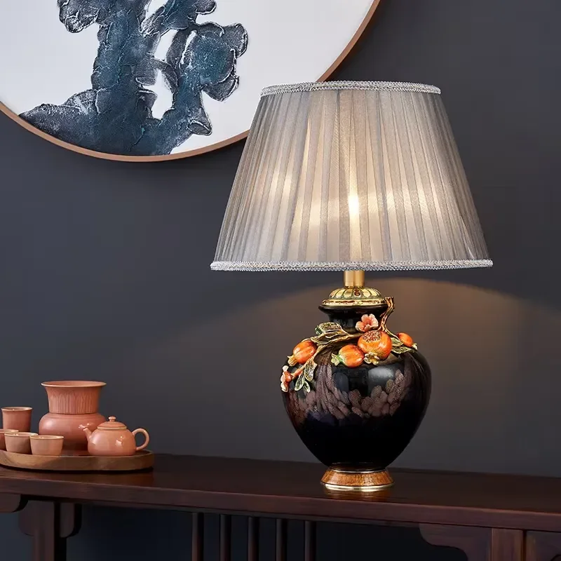 RORO Home Accessories Sample Customized Service Modern Luxury Home Decoration Enamel Small Stained Glass Vase Desk Lamp