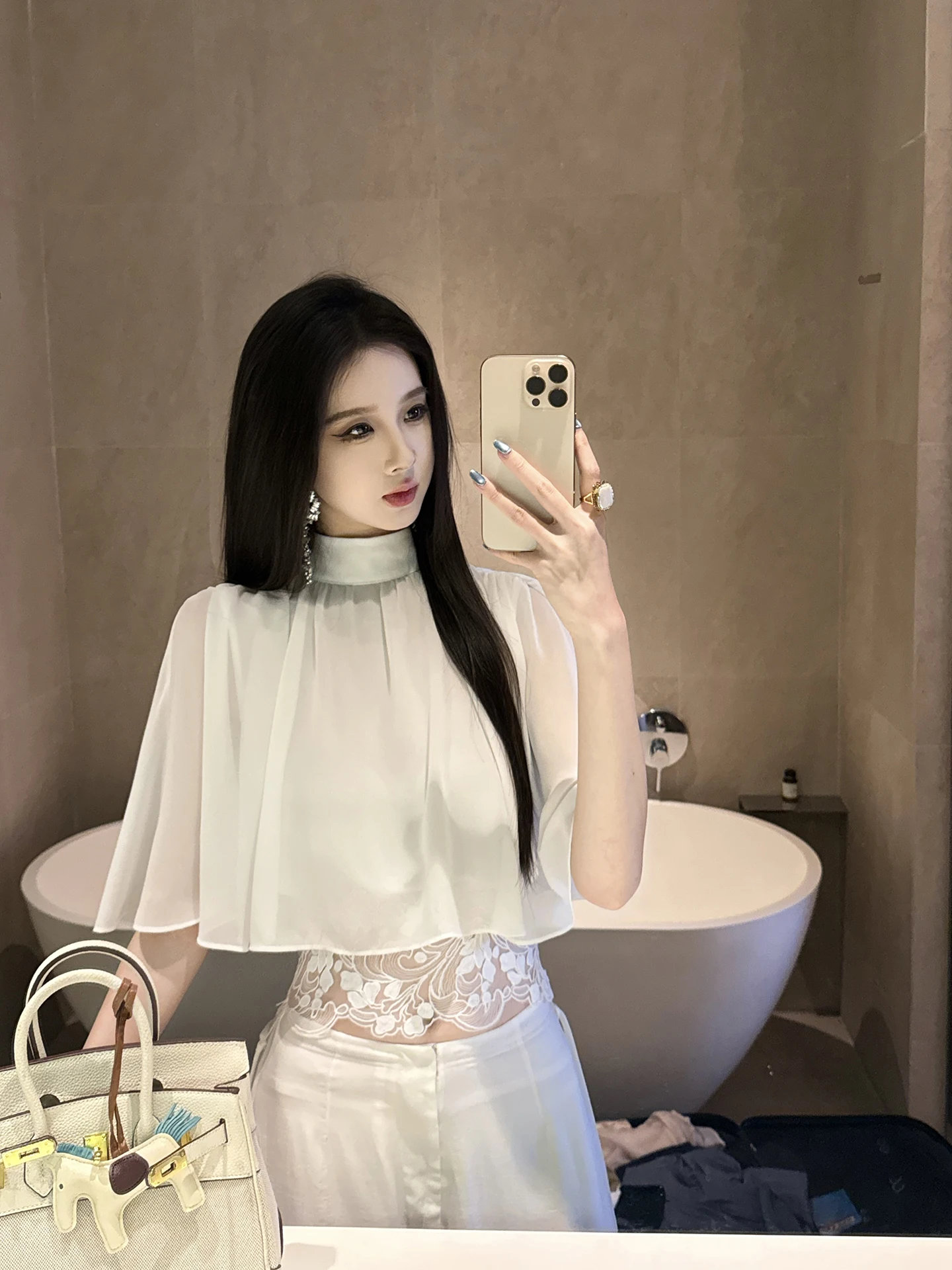 

by Onion Unique Shoulder Shawl Shirt Ladies Elegant Fake Two-Piece Blouse Casual Loose Fit Lace Detail Seven Quarter Sleeve