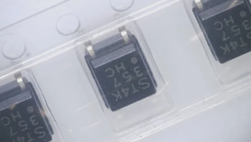 50/100PCS PC357N3J0…