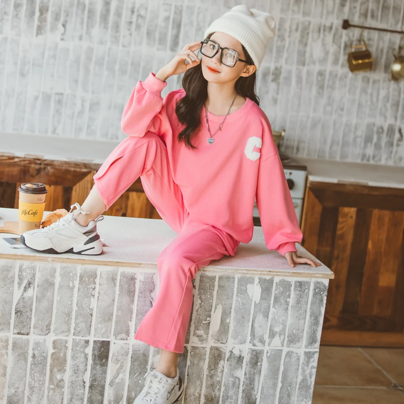 

2022 new girls spring and autumn sports pants suit luxury design girls' flared pants cheap winter warm long-sleeved sweater