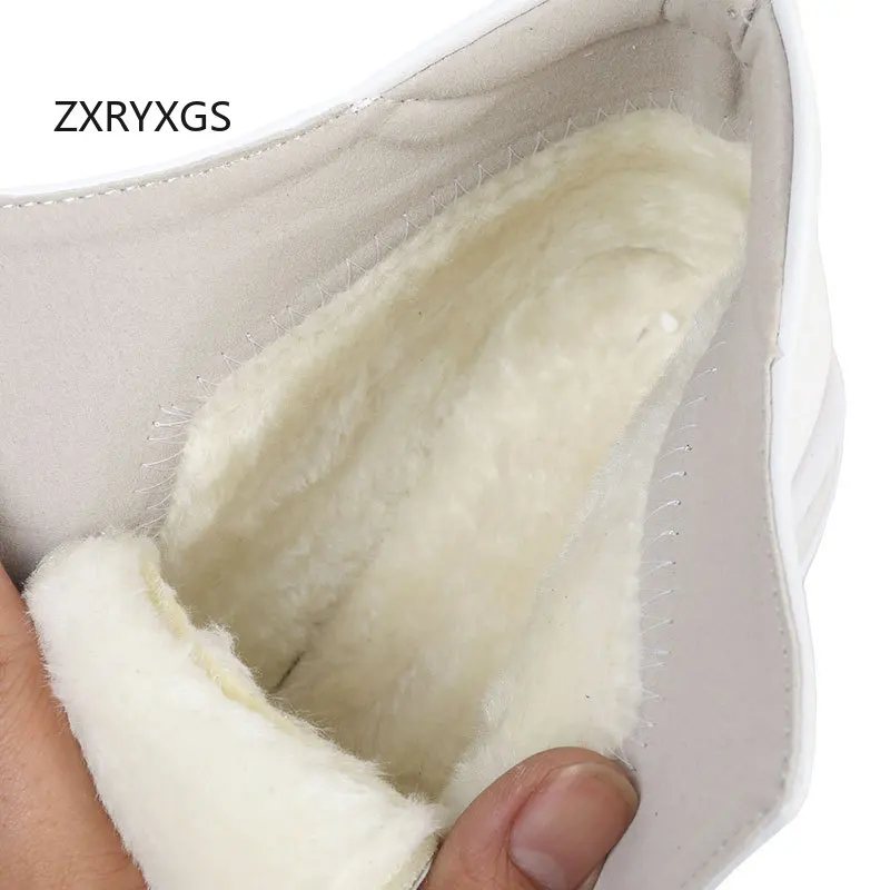 ZXRYXGS 2025 الشتاء جلد طبيعي أحذية بيضاء أحذية تمريض مريحة خفيفة وسادة هوائية أحذية دافئة النساء أحذية الثلوج حجم كبير