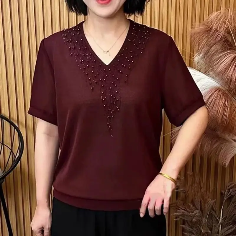 

Faionable Summer ort Sve V-Ne Women's T-irt Slimming Pure Color Rhinestone Heat-Treated Mom Versatile Korean Sle