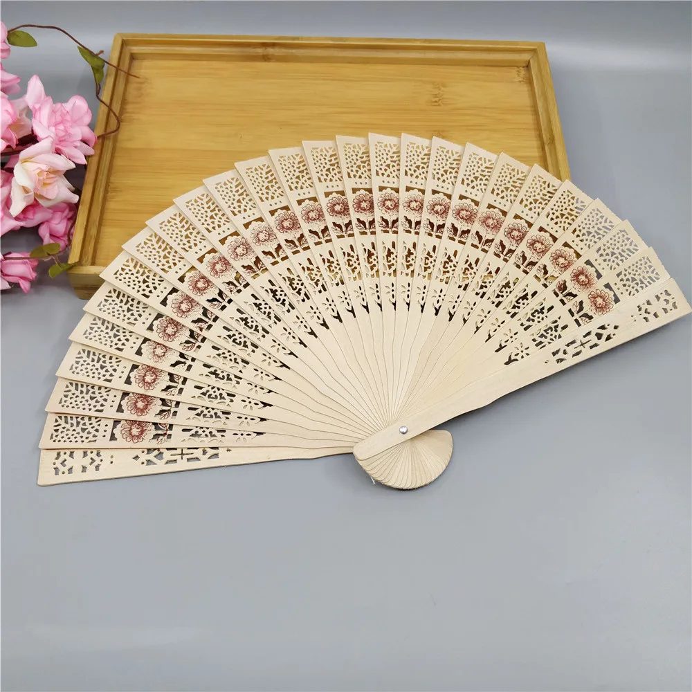 Personalized Portable Wooden Fan Wedding Favors Gifts For Guest Sandalwood Hand Fan Party Decoration 20cm Wood Folding Fan