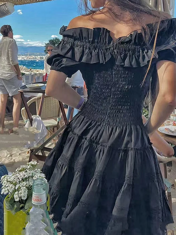 Vestido de cintura con cordones y cuello de una línea con borde de oreja de madera, falda acampanada de verano 2025, falda Shampan con calcomanía de varios niveles a la moda