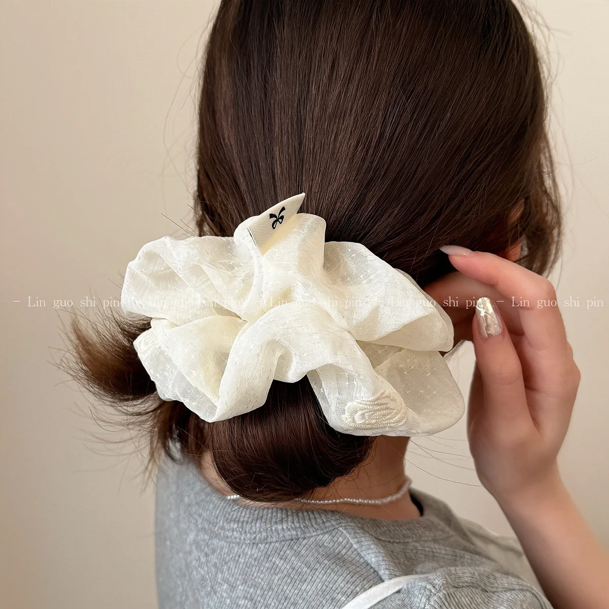 

Mesh Embroidery Large Scrunchies Korean Sweet High Elastic Hair Ties for Women Ponytail Holder Summer Premium Daily