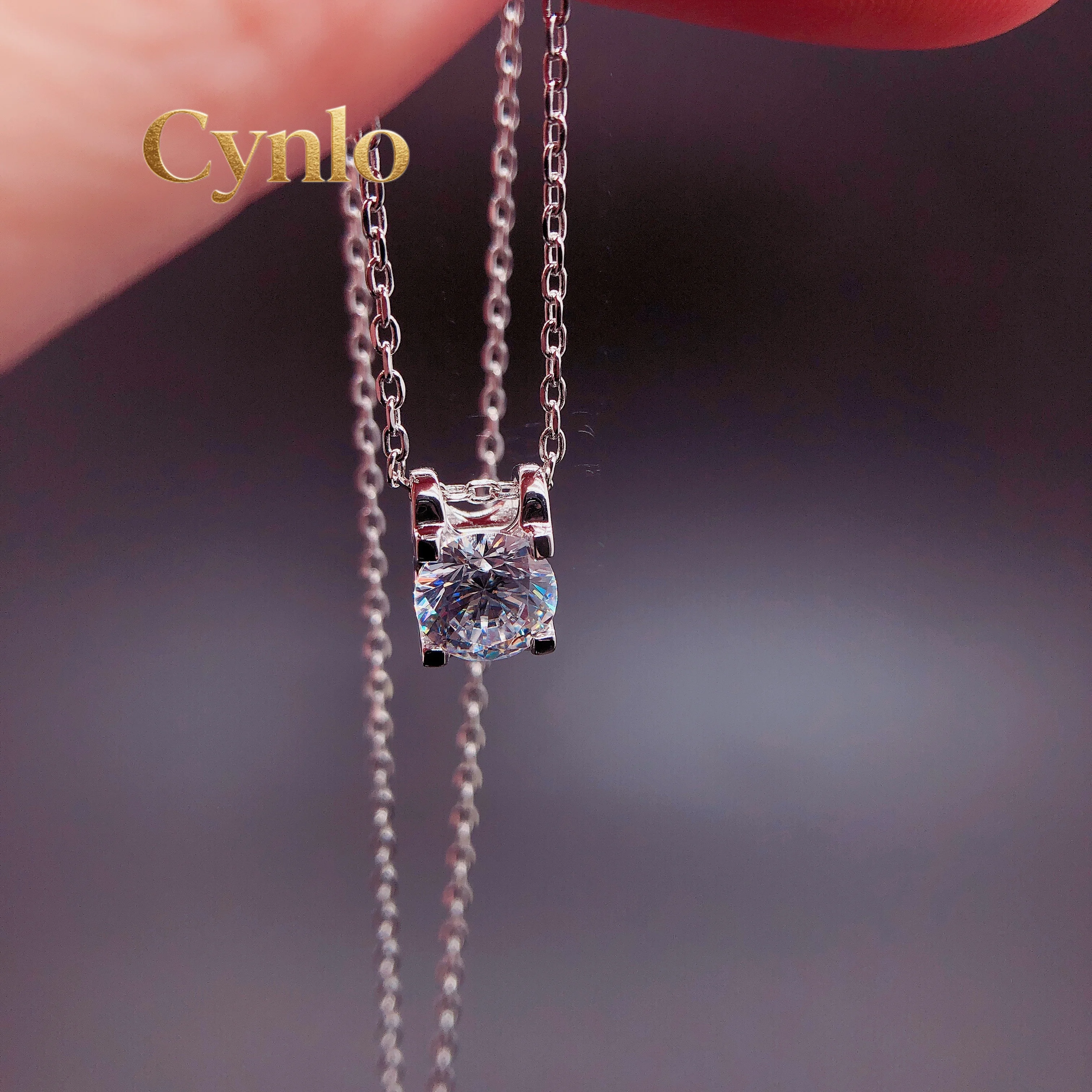 

Cynlo Jewelry Classic 1Ct Round Cut D VVS1 Moissanite Pendant for Women Luxury Quality Platinum 950 Wedding Pendant Necklace P05