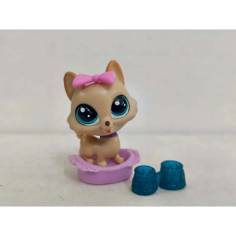 LPS Figure Yellow Corgl Regalton #28 With Accessories Littlest Pet Shop toy