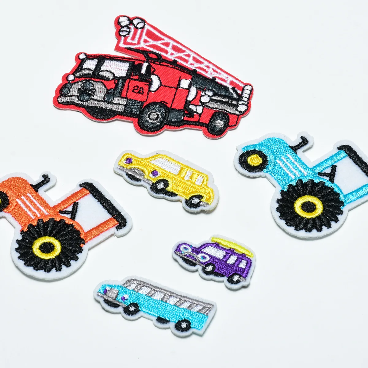 6Pcs Cartoon Car construction truck Series Iron on Embroidered Patches For on Clothes Hat Jeans Sticker Sew DIY Patch Applique