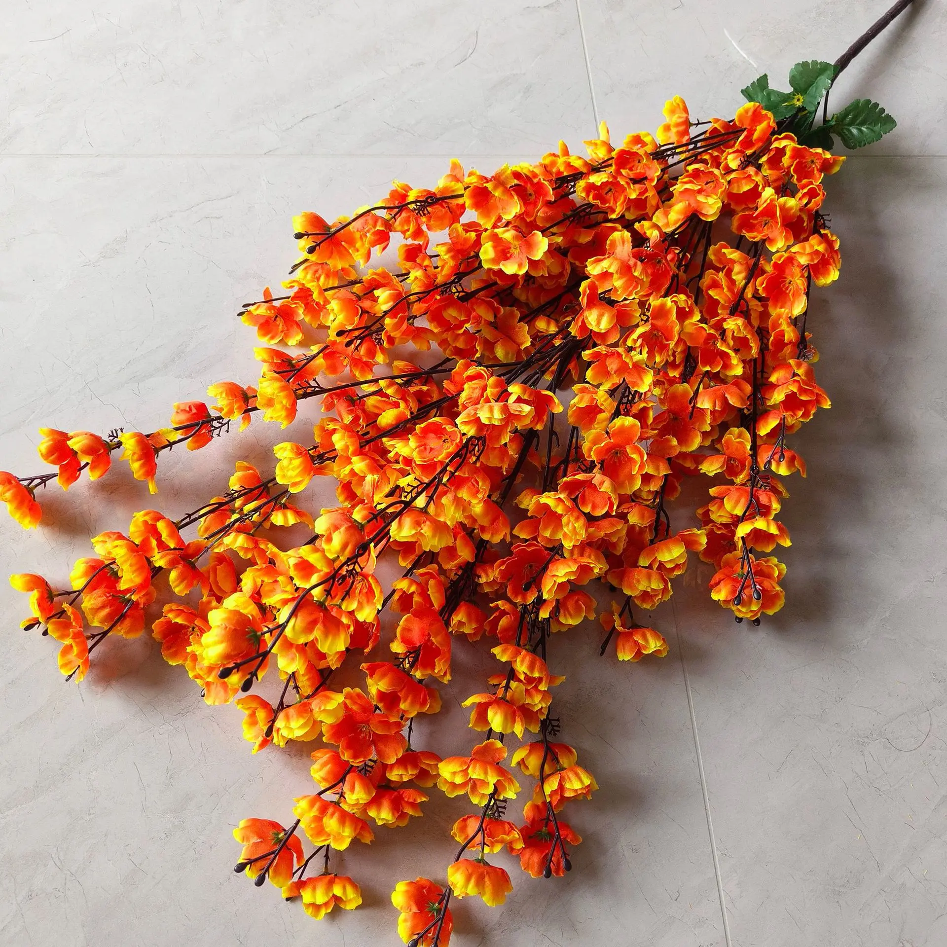 Artificial Peach Tree 30 Forks Peach Blossom for Indoor Hotel Wedding Decoration Garden Landscaping Wholesale
