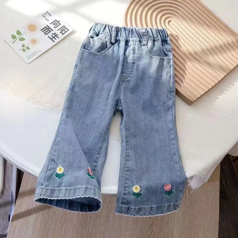 Girls Korean Jeans 2025 Children's Spring and Autumn Foreign Lace Micro Ppants Three-dimensional Embroidery Casual Pants Tide