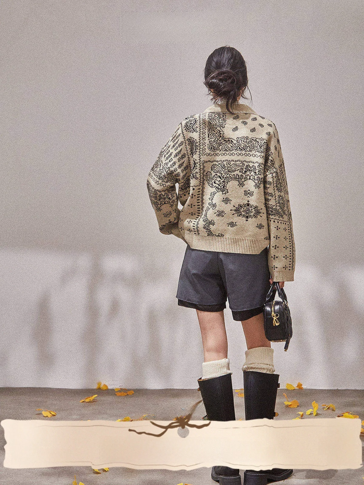 

Вязаный свитер Jia Hu Zun для женщин, свободный крой, винтажный стиль, с длинными рукавами, бежевый цвет, осенняя новинка, модный женский топ