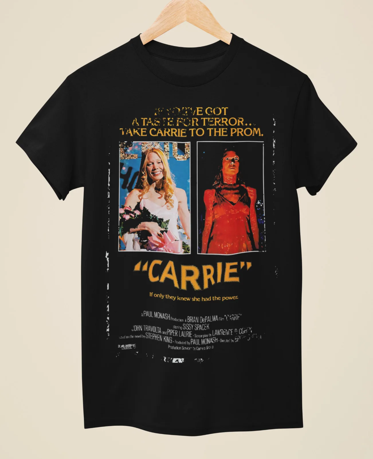 Carrie - Movie Poster Inspired Unisex Black T-Shirt