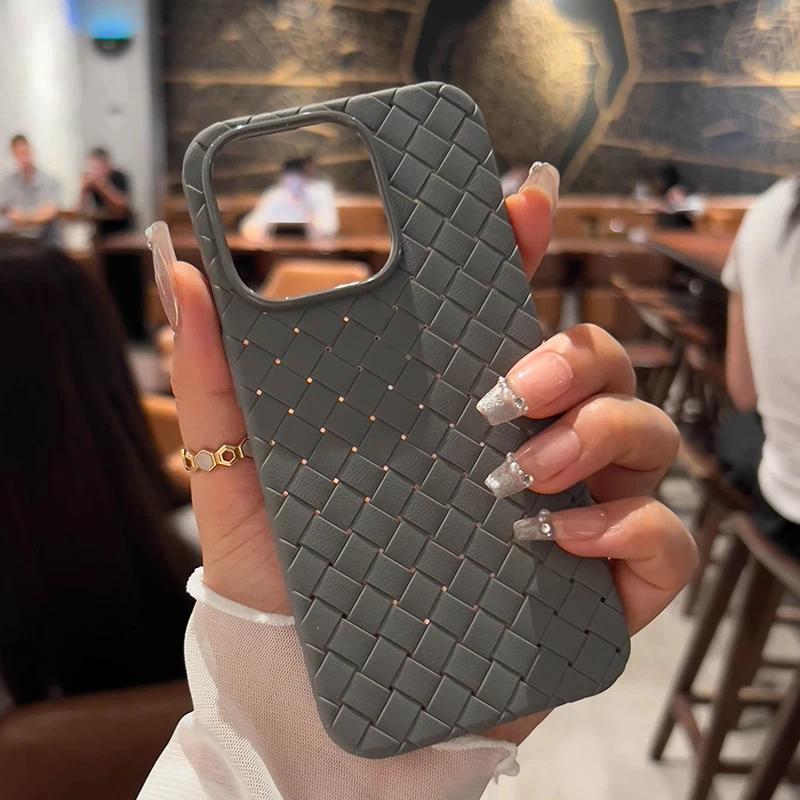 Titanium gray woven pattern silicone phone case for iPhone 15 14 13 12 11 Pro Max Plus shockproof heat dissipation soft cover