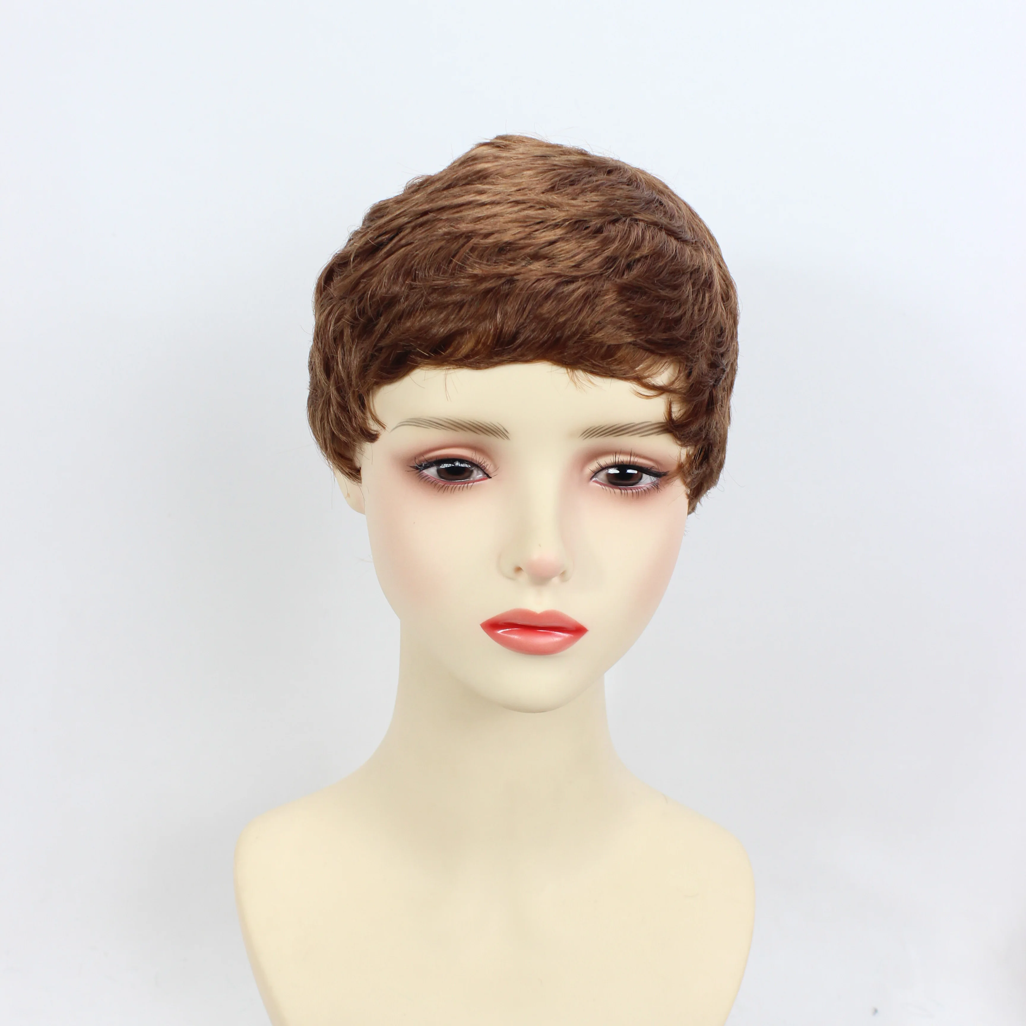 Wig wanita coklat pendek berlapis halus alami berlapis lurus Wig sintetis tahan panas Wig Cosplay