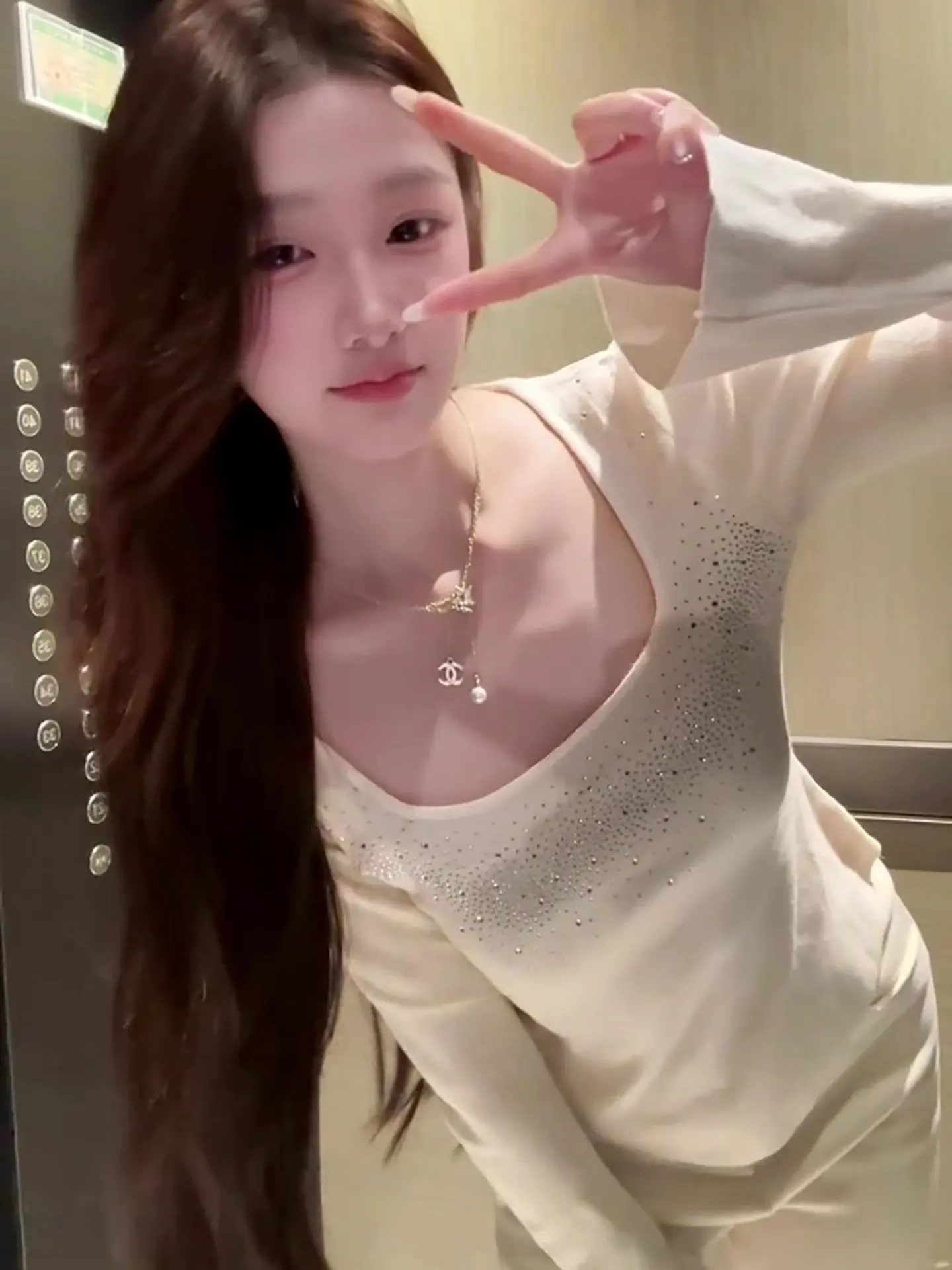 

Белый вязаный джемпер с пайетками U-Ne для женщин: осенне-зимний, сексуальный, уникальный дизайн, красивая верхняя одежда, топ для многослойных образов