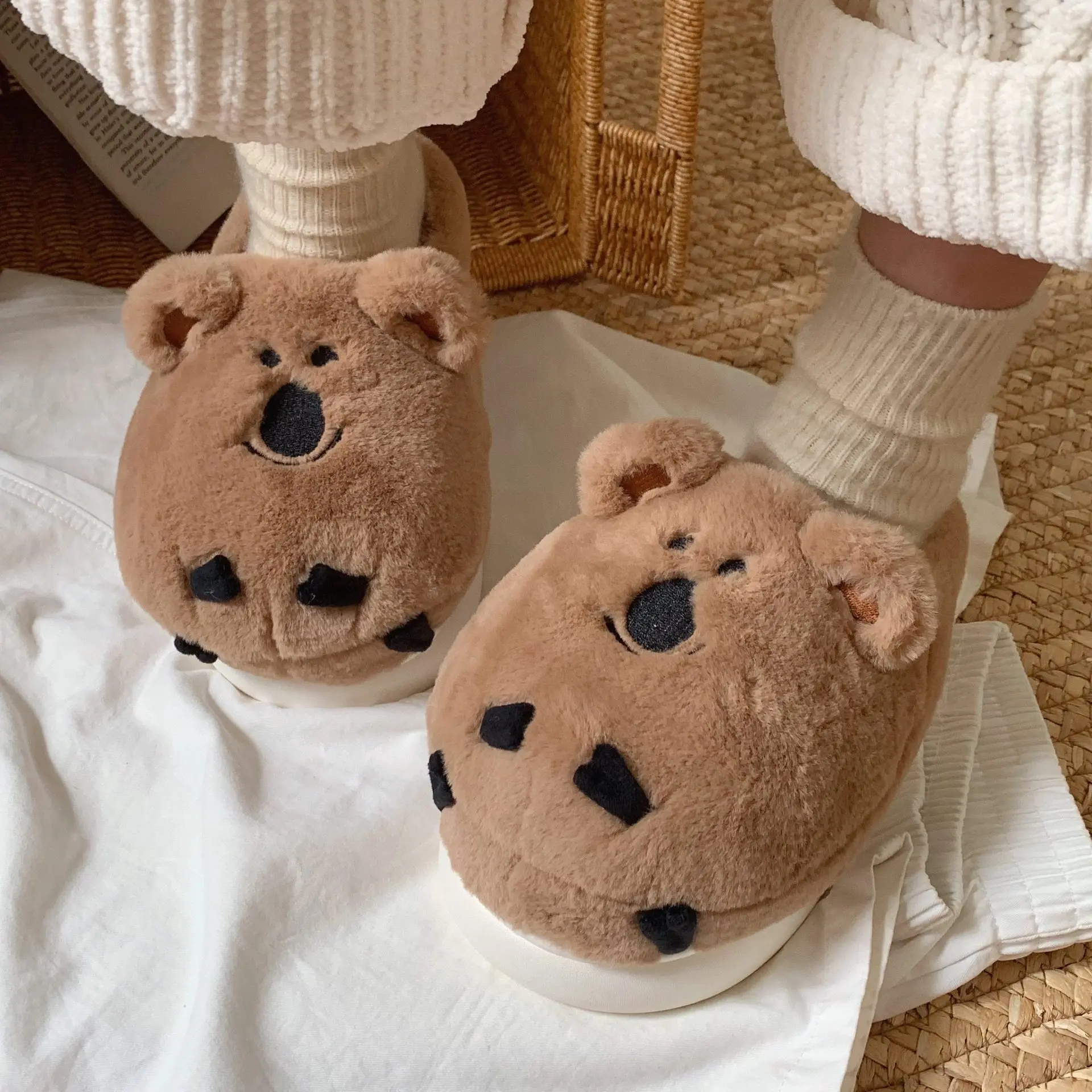 2024 new Couple bedroom home warm cotton slippers women's winter soft cute bear bag head soft-soled cotton shoes