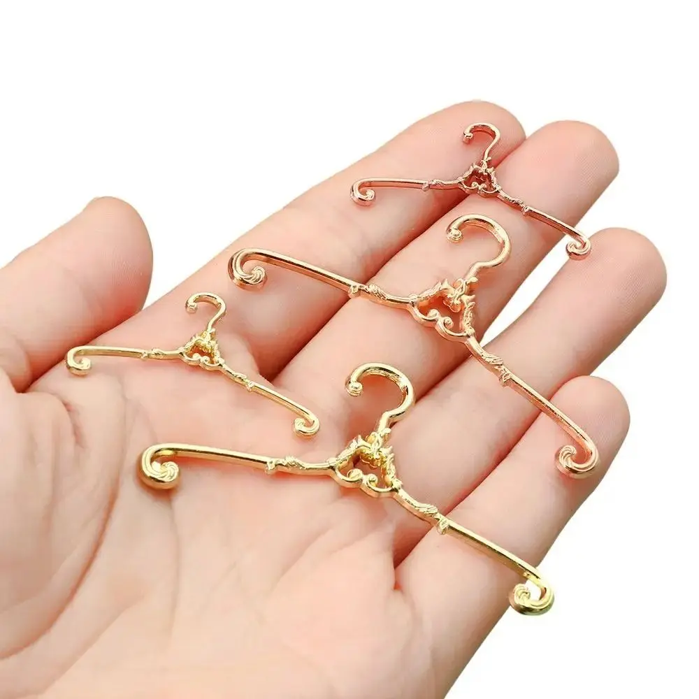 Cabide de metal para boneca, à prova de vento, multifuncional, mini casaco, 4, 6, 5cm, durável, ob11, 5pcs