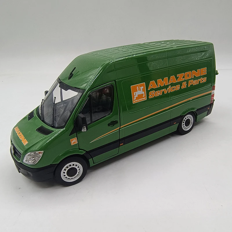 

Diecast 1:32 Scale Sprinter Business Van Alloy Car Model Finished Product Simulation Toy Collection Gift Static Model Display