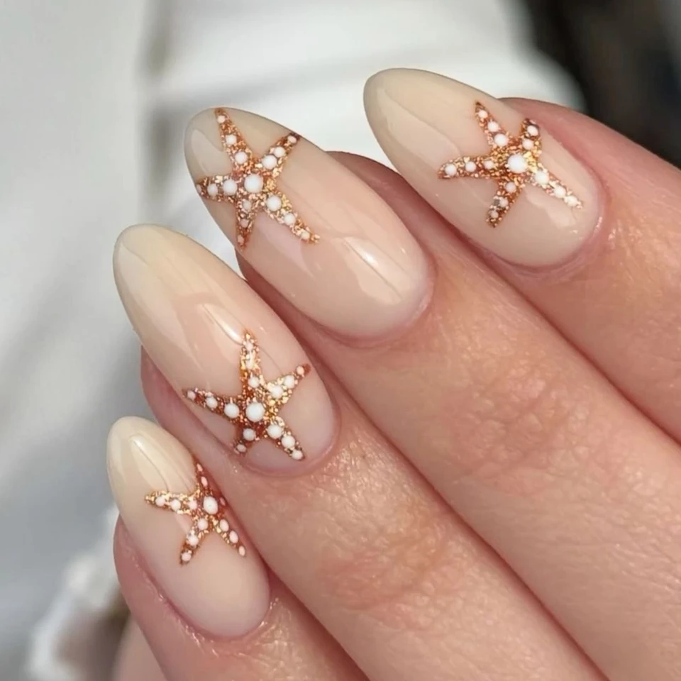Uñas postizas de verano con degradado francés, flores, estrellas de mar y perlas, removibles y terminadas 6