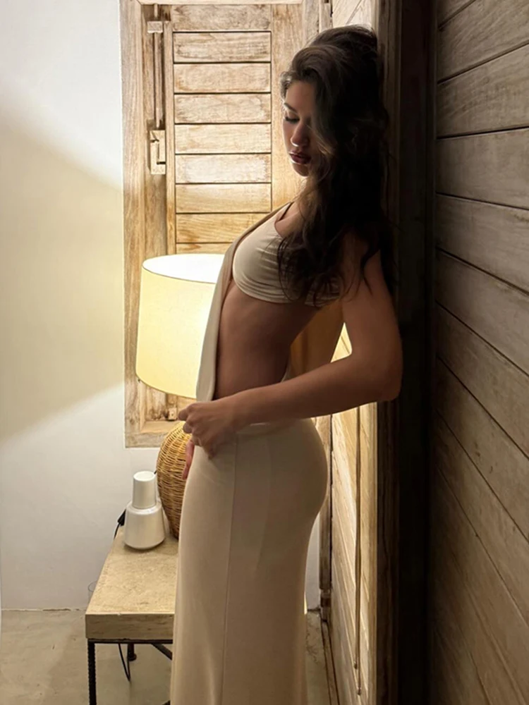 Cutenew Trend Hohl Satin Kleid Frauen Backless Taillenlose Skew Kragen Ärmellose Elegante Geburtstag Party Klassische Sommer Vestidos