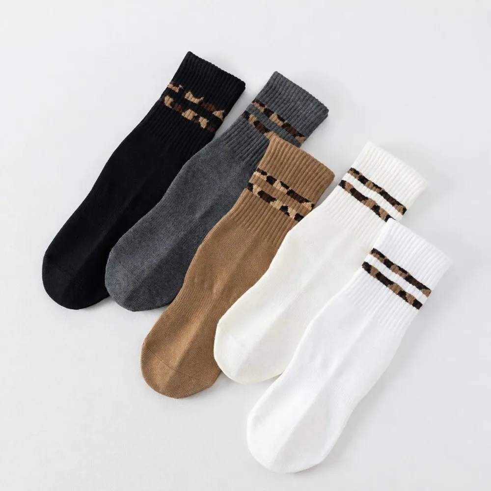 Cotton Pilates Socks for Women High-elastic Silicone Sole Mid Tube Socks Sweat-absorbent Non-Slip Leopard Pattern Yoga Socks