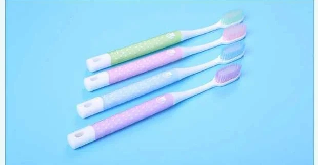 大人用プレミアム抗菌ソフトブラシ歯ブラシ