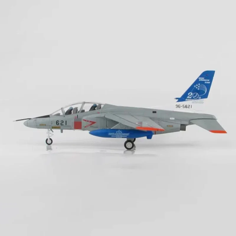 Diecast 1:72 Scale HA3903 T-4 trainer 