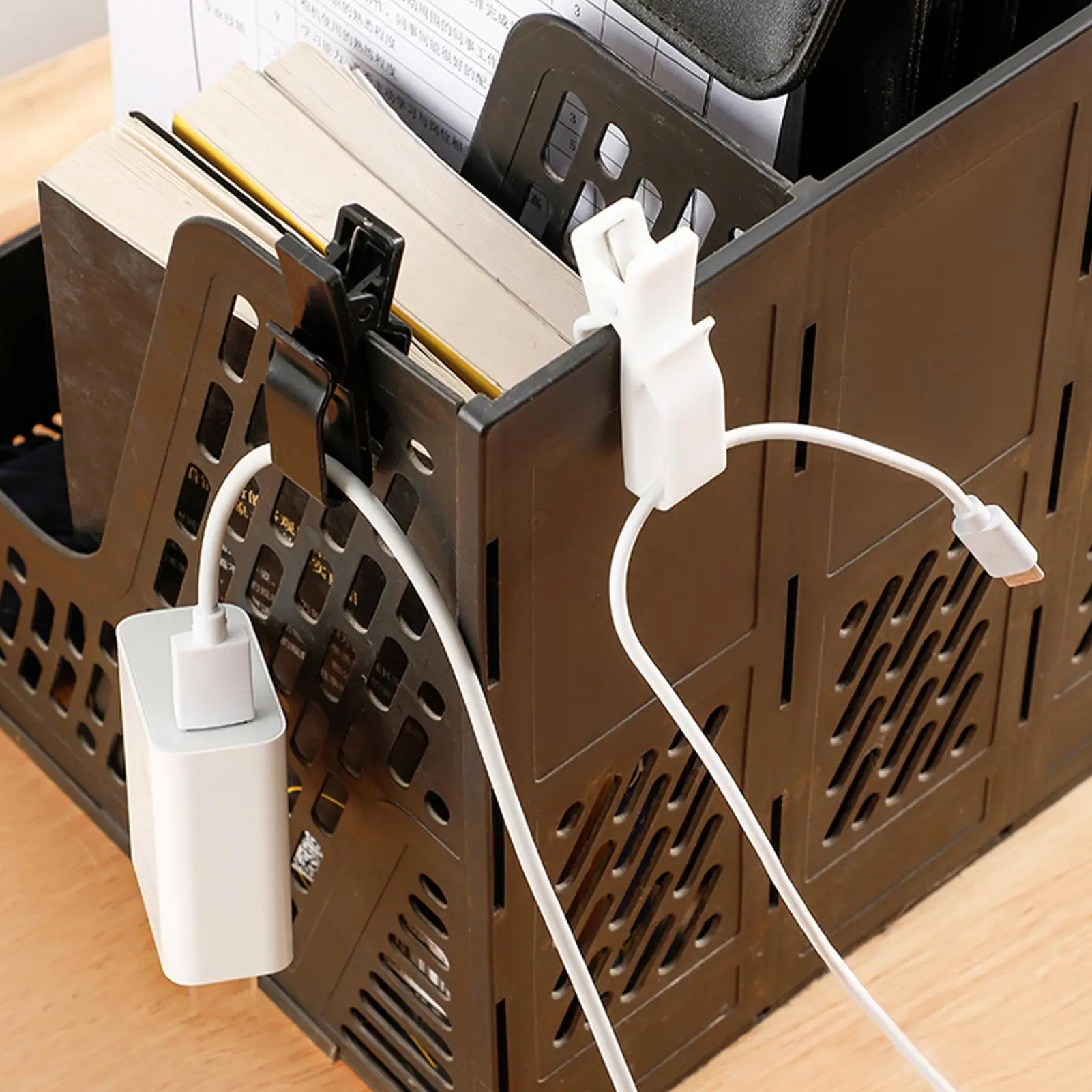 

Wire Clips 3 Pieces Silicone Wire Holder Cord Organizer For Home Desk Nightstand Table Bedside Bedroom Living Room Management