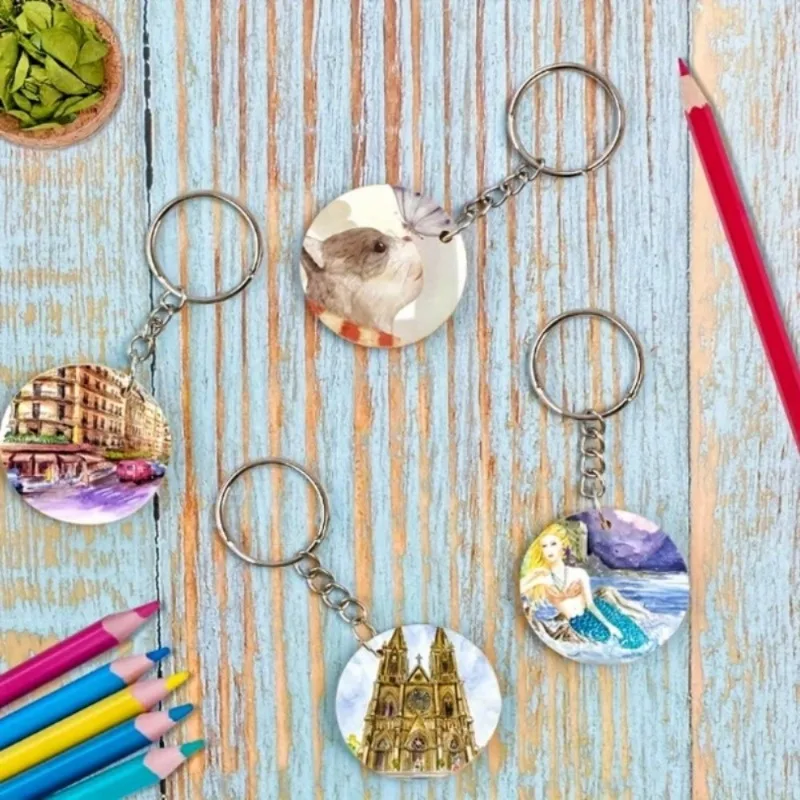 150 قطعة/صندوق أقراص خشبية مستديرة مع سلسلة المفاتيح العلامات الخشبية مع ثقب تذكير سجل التقويم رقائق الخشب Crafts بها بنفسك الحرف