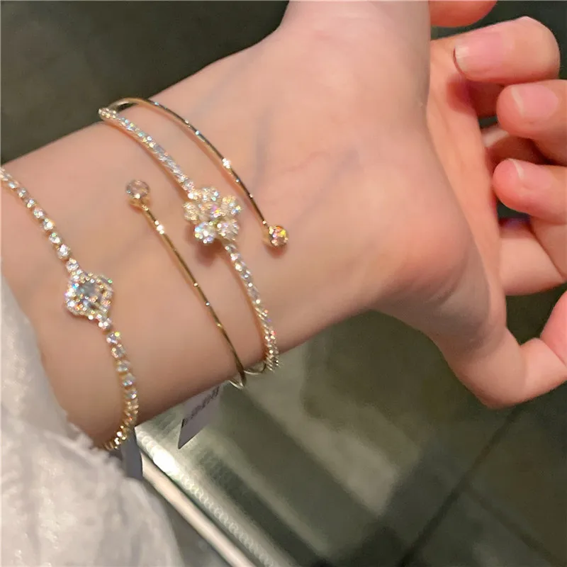 

CC Exquisite Bangle Multilayer Flower Shape Gold Color Thin Cuff Bracelets Zirconia Fashion Jewelry Women Accessories Gift J819