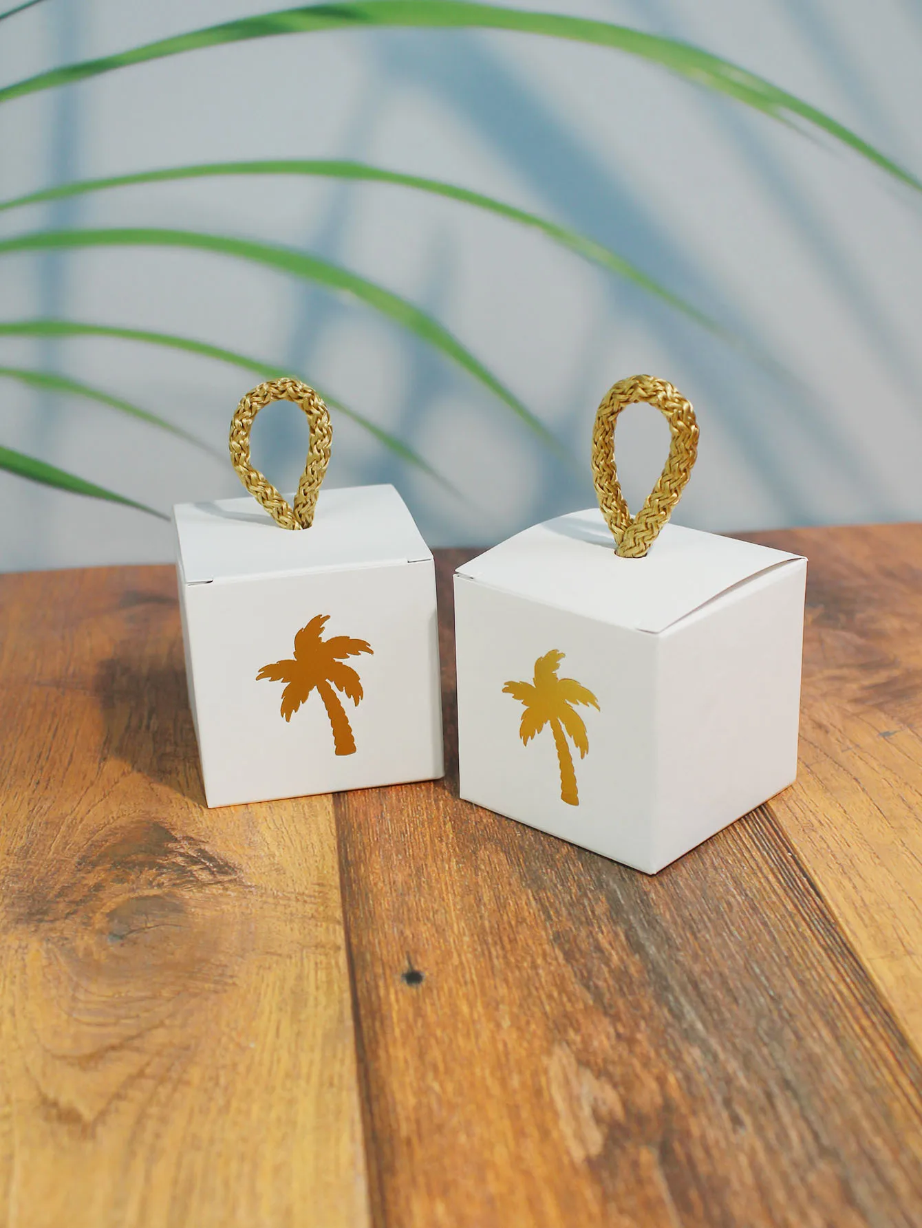 Small box Coconut Palm Tree Candy Boxes  Gift Boxes  Party Decoration Supplies Birthday Wedding Give The Party a Unique Flavor ﻿