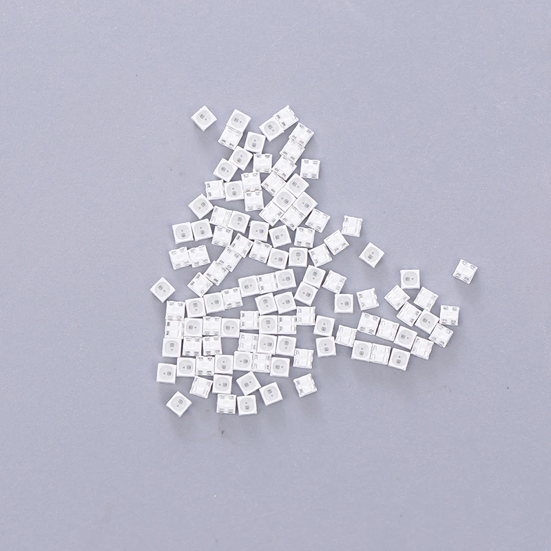 100 Uds WS2812B 2020 Chip LED Mini PCB blanco RGB Chip LED a todo Color DC5V para pantalla de tira LED