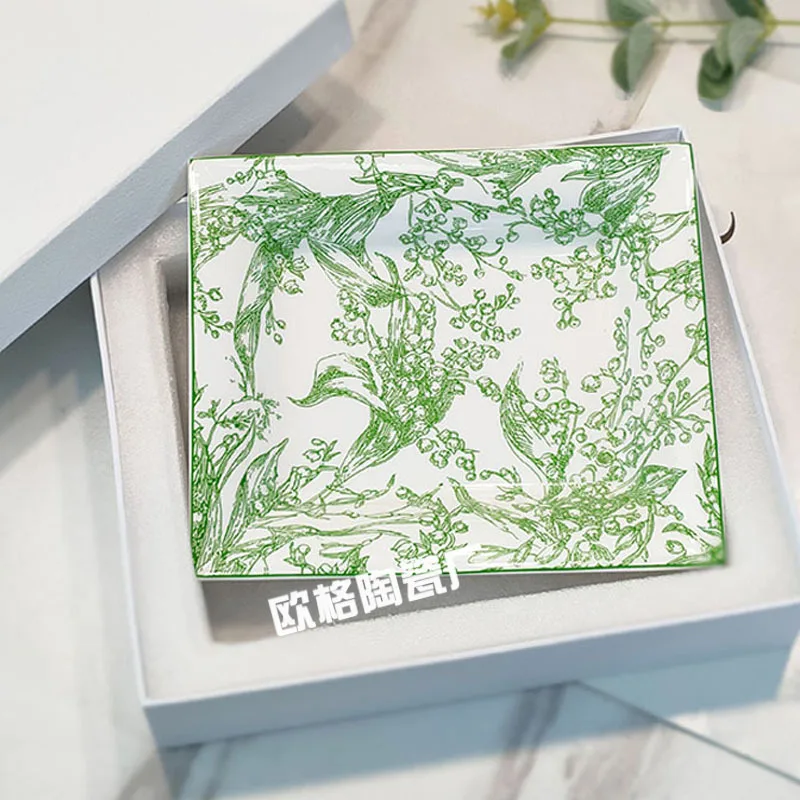 

European Bone China Large Storage Tray Ashtray Creative Personality Home Exquisite Gifts