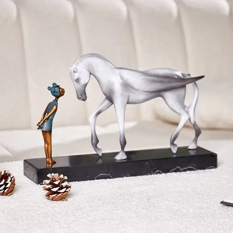 High Quality Metal Art Deco Gold White Horse Figurine Staircase Ornaments Home Decor for Living Room