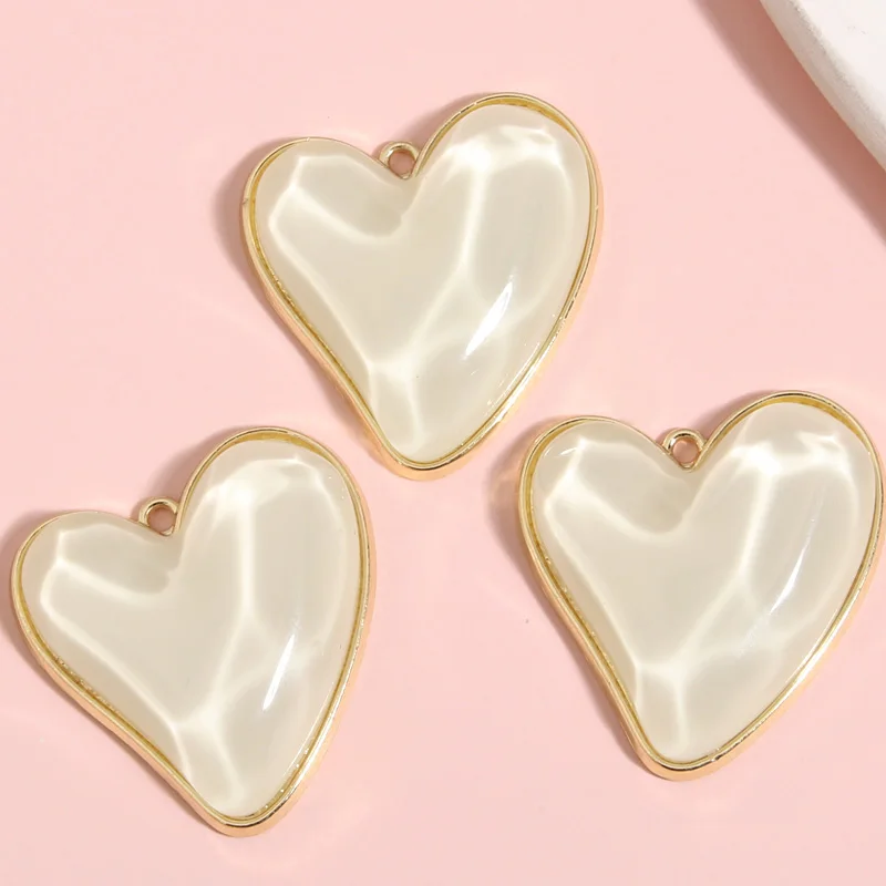 3pcs Gold Color 29x28mm Lovely Acrylic Heart Charms Love Pendant Fit Necklaces Earrings Handmade Jewelry Making Finding Supplies