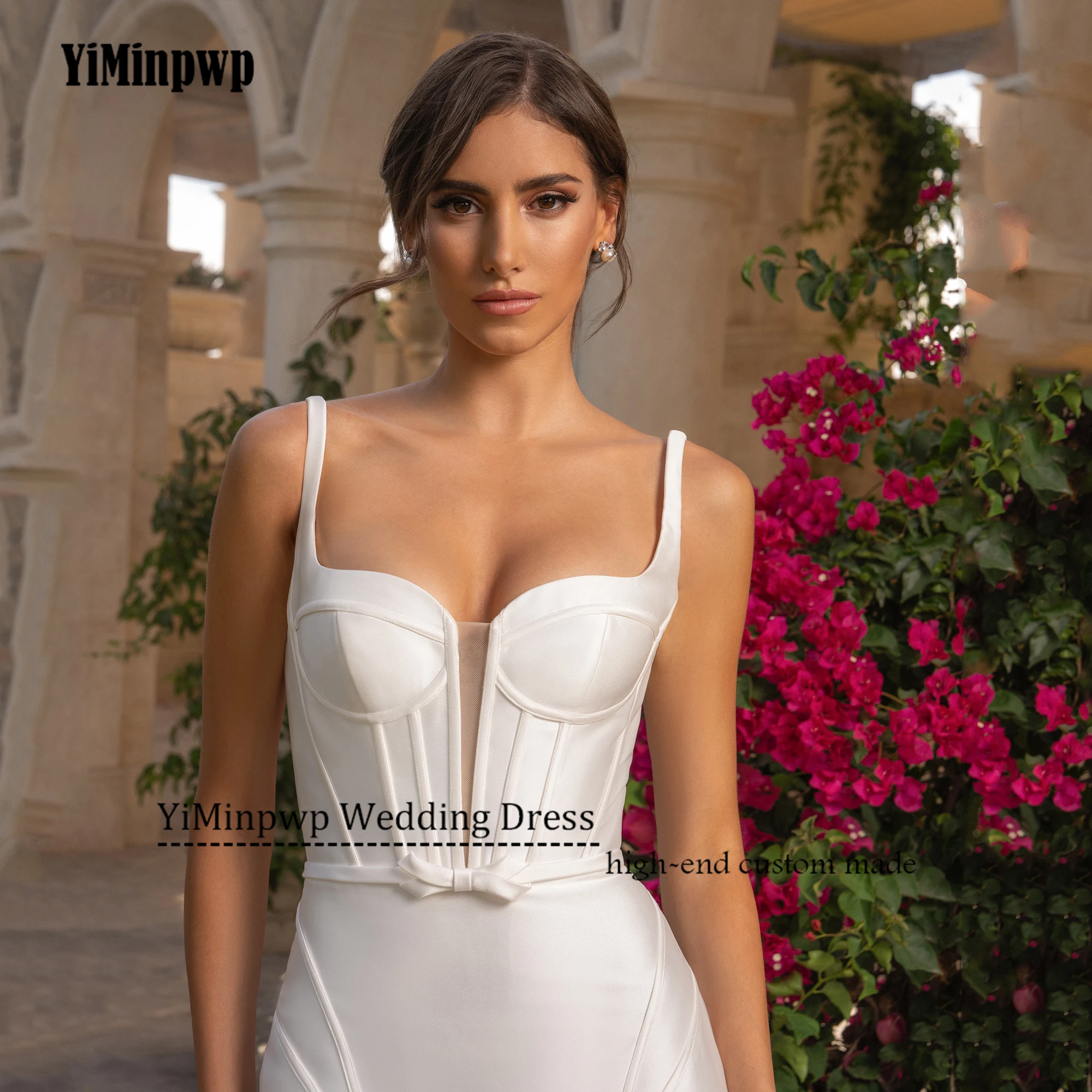 Robe de mariée sirène blanche Simple, personnalisée, Sexy, dos nu, en Satin, col en v, sans manches, élégante, avec traîne de balayage, 2025