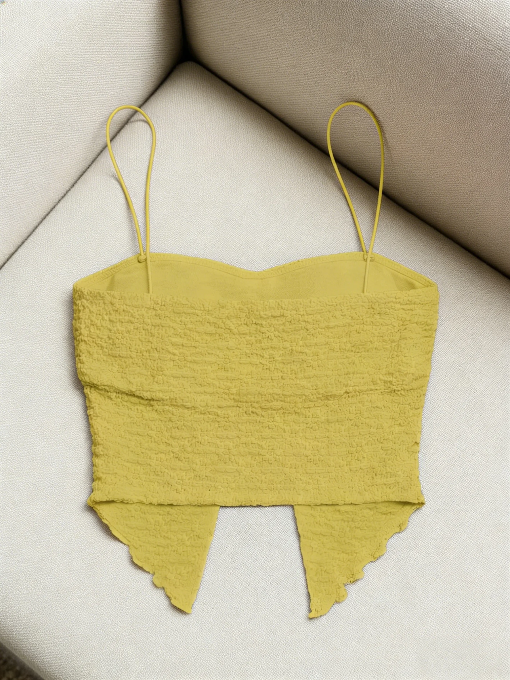 Women Textured Spaghetti Strap Cami Top Casual Bow Decor Asymmetrical Hem Crop Top