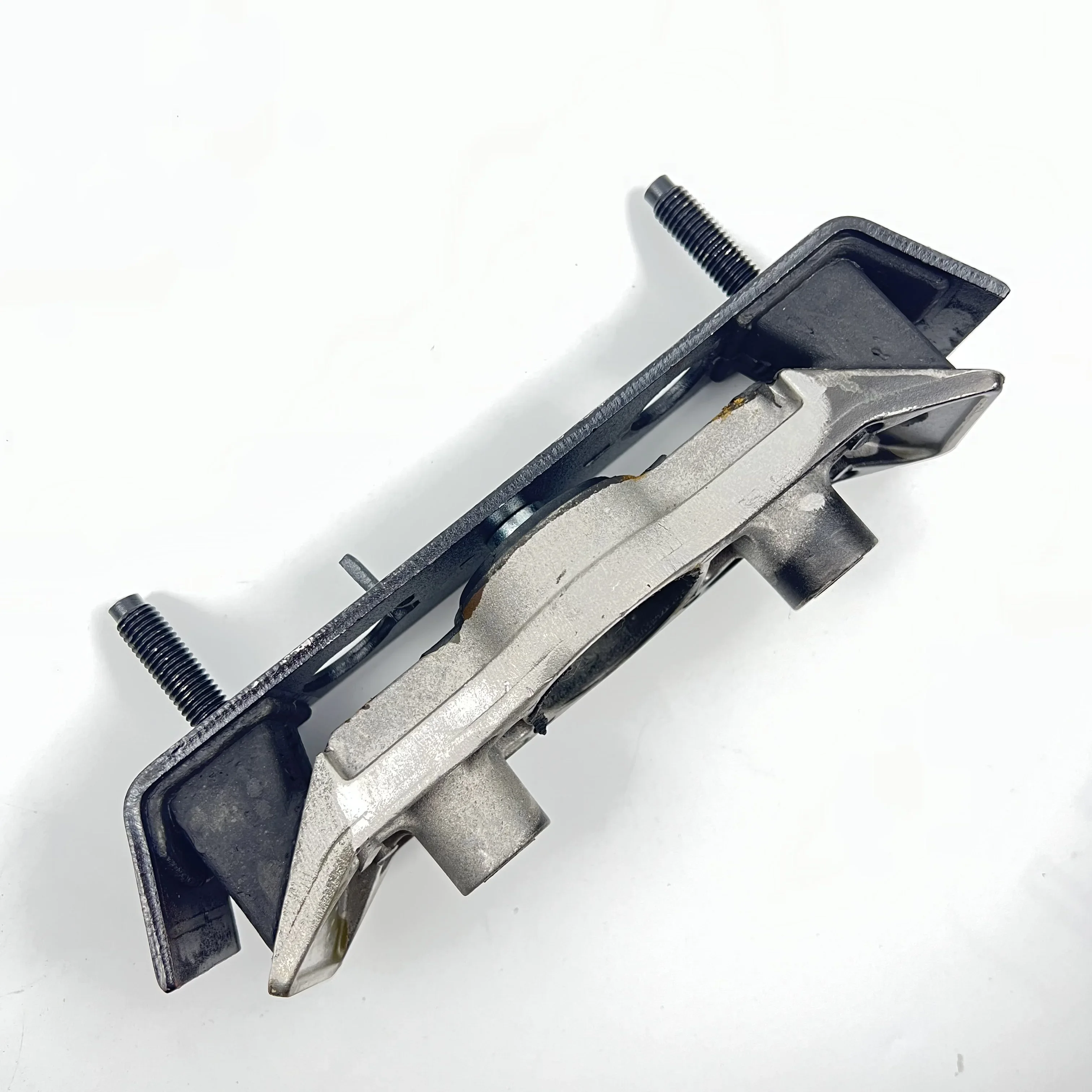 

Transmission Trans Mount 20934789 20934788 92200272 For CHEVROLET CAMARO 3.6L V6 2010-2015