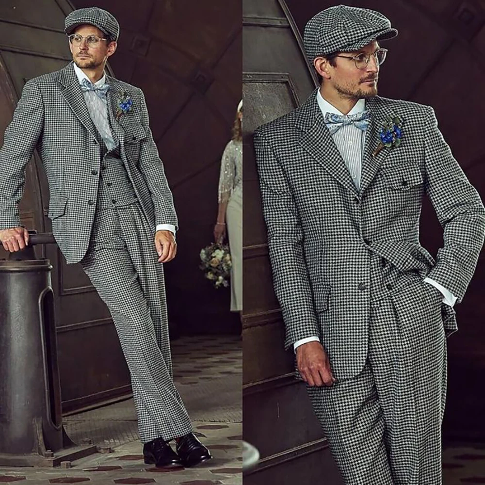 

Black and White Houndstooth Man Suit Customized Single-breasted Peaked Lapel 3 Pieces(Jacket+Pants+Vest) Wedding Groom's Suit