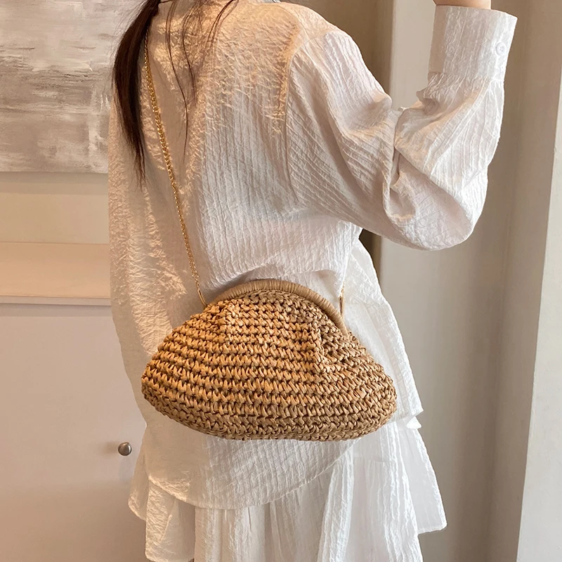 2024 Summer New Straw Weaving Crossbody Bag Fashionable and Casual Shell Bag Women's Shoulder Bag with Excellent Texture