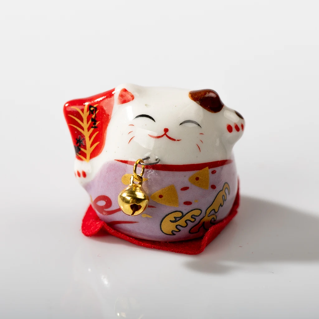 Cartoon Lucky Cat Ceramic Ornament Small Bell Gift Crafts Desktop Ornament Wholesale XN626